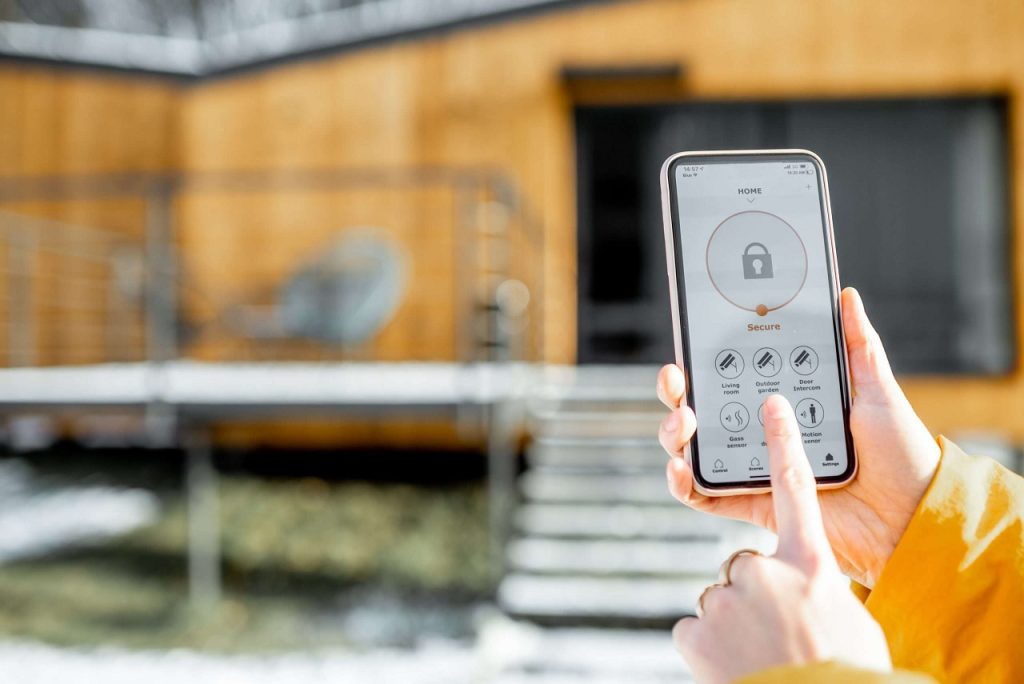 Mobile app showing live feed from a wireless DIY home security camera