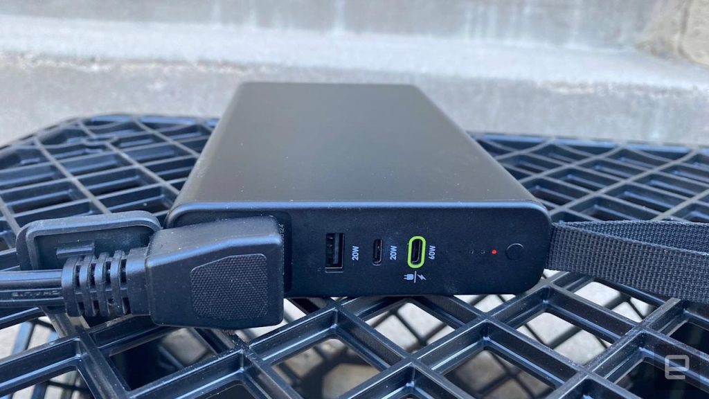 Portable power bank 2025 – travel-friendly high-capacity charger keeping devices powered on the go